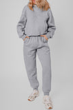 Ensemble de vêtements de sport gris uni avec sweat à capuche et pantalon de jogging à coutures apparentes